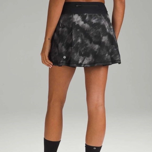 lululemon athletica Dresses & Skirts - Lululemon Pace Rival Mid-Rise Long Skirt Motion Vista Black Multi Size 8
